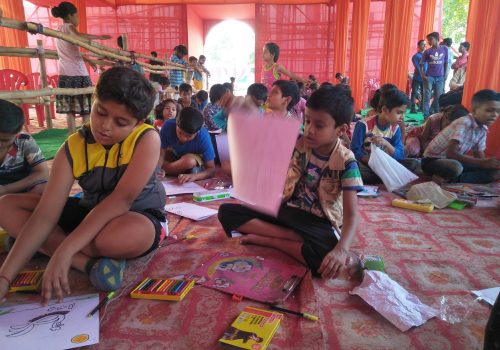 44183258_1982067475164950_7651377683980353536_n