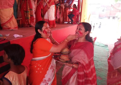 44285661_1986872588017772_6342920600243142656_n